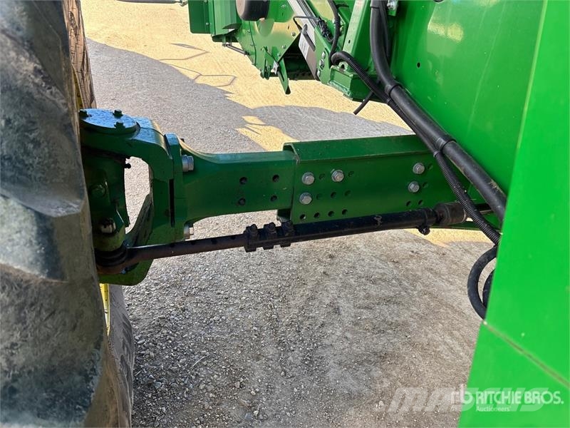 John Deere S680 Skurtreskere