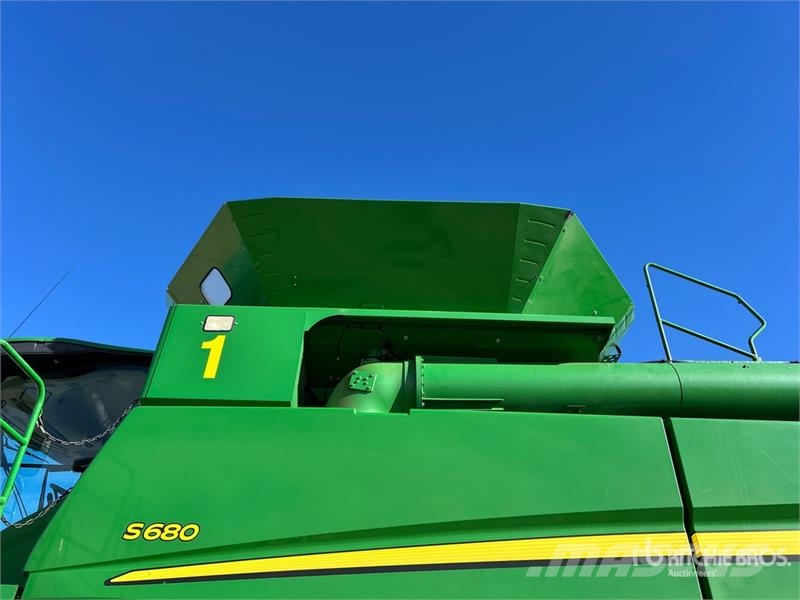 John Deere S680 Maaidorsmachines