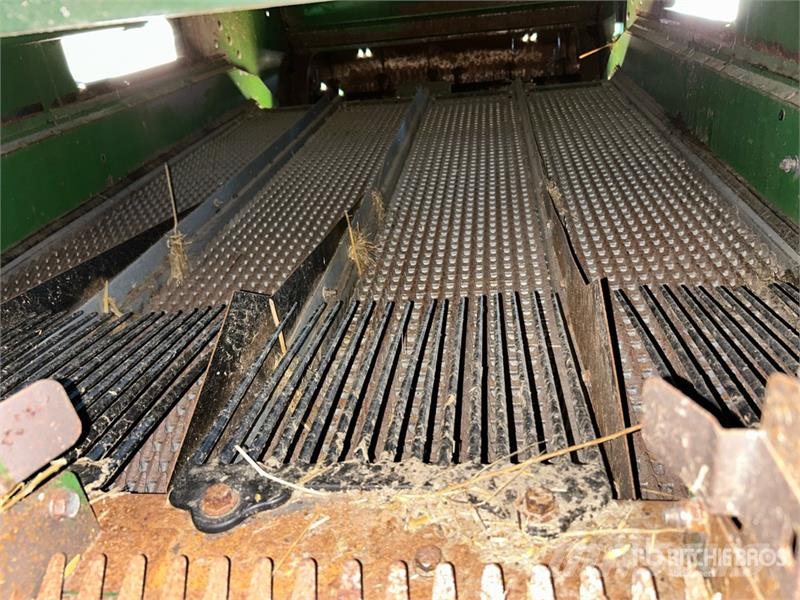 John Deere S680 حصادات