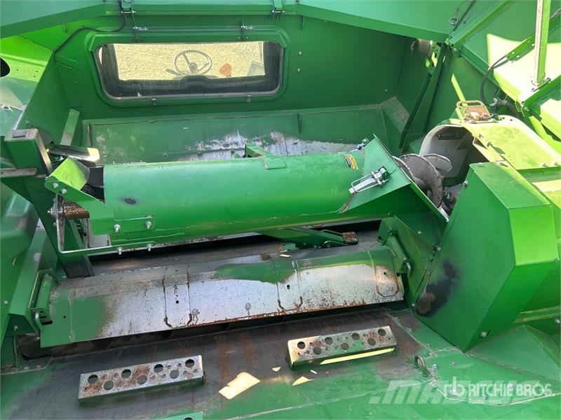 John Deere S680 حصادات