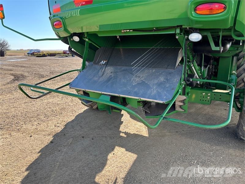John Deere S680 Skurtreskere