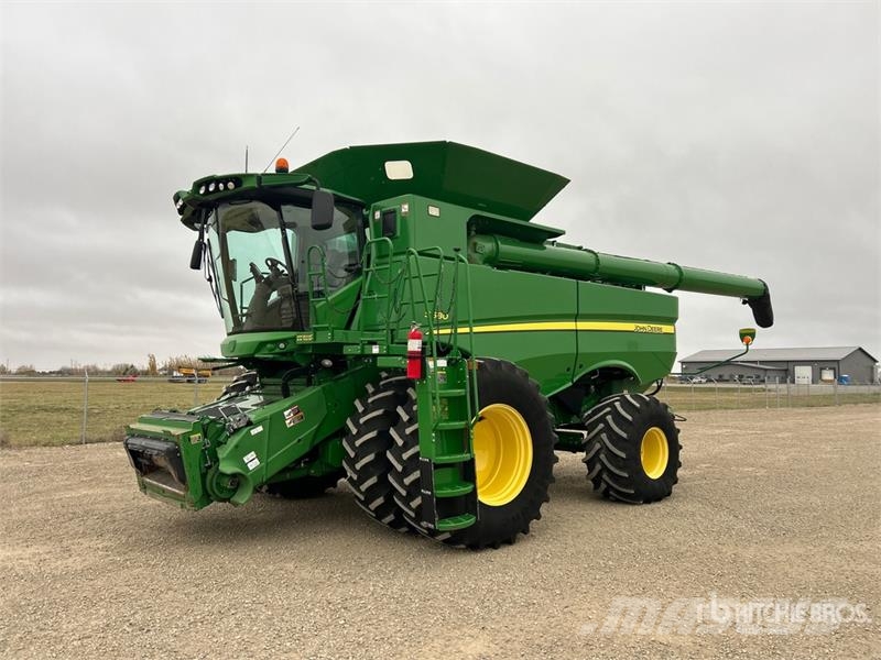 John Deere S680 Kombájnok