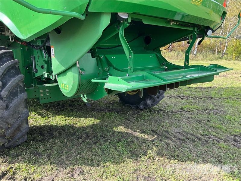 John Deere S680 Mietitrebbiatrici
