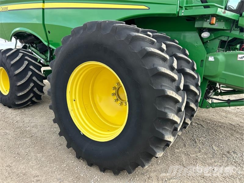 John Deere S680 حصادات
