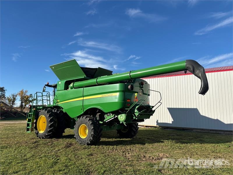 John Deere S680 Mietitrebbiatrici