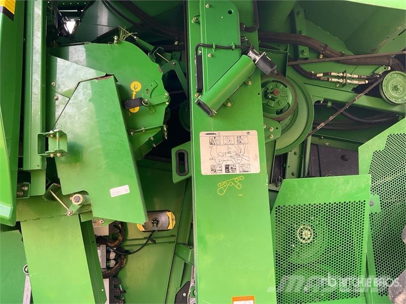 John Deere S680 Mietitrebbiatrici