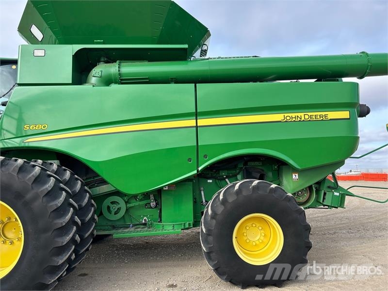 John Deere S680 حصادات