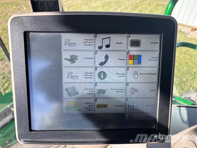 John Deere S680 Mietitrebbiatrici