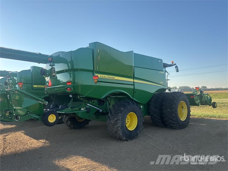 John Deere S680 Maaidorsmachines