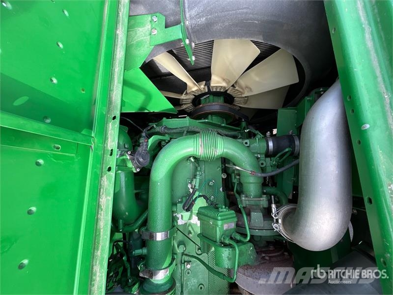 John Deere S680 حصادات