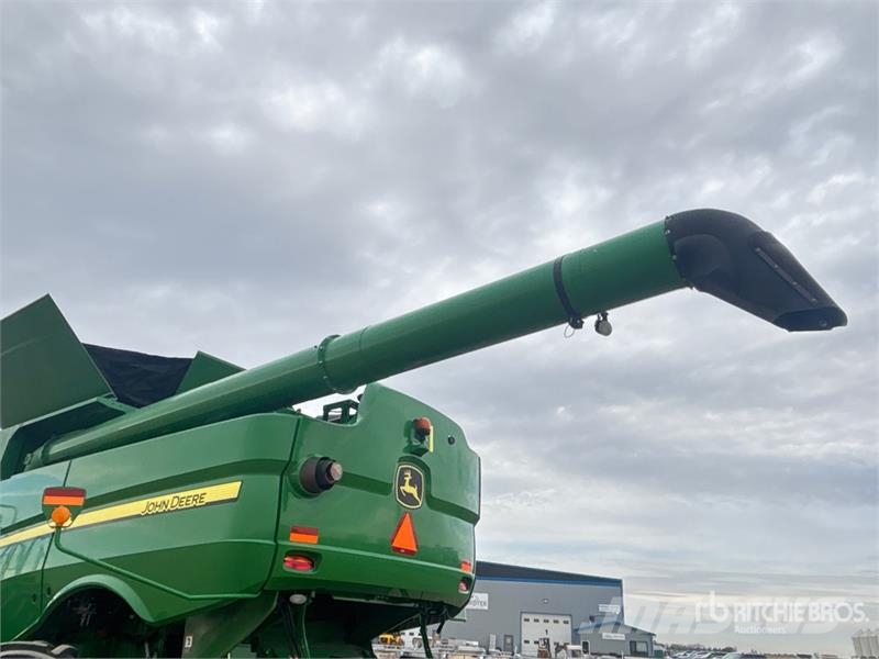 John Deere S680 Kombajni