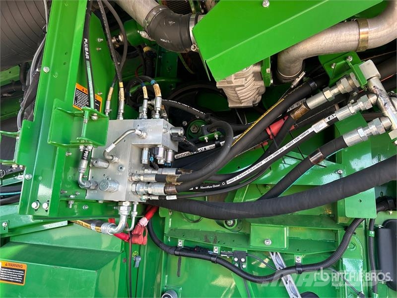 John Deere S680 حصادات