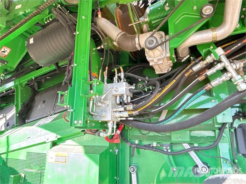 John Deere S680 حصادات