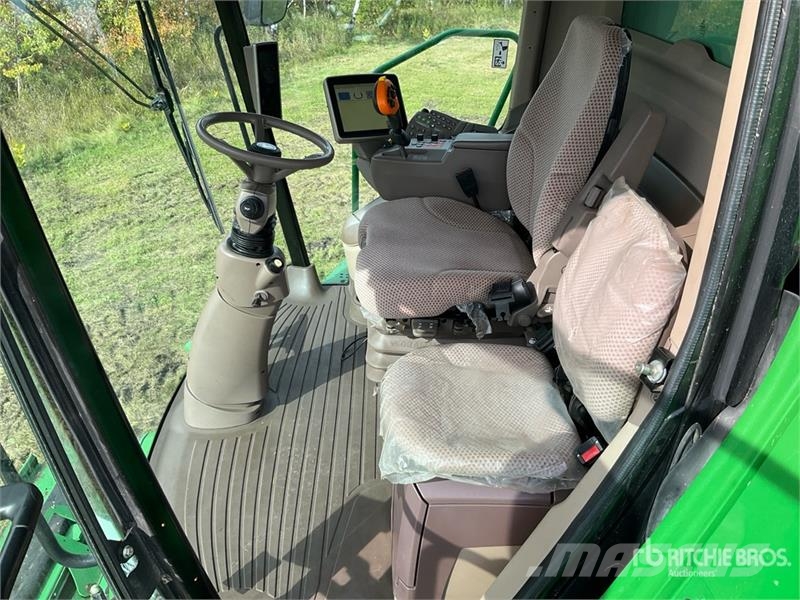 John Deere S680 Mietitrebbiatrici