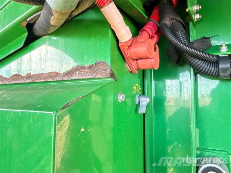 John Deere S680 Mejetærskere