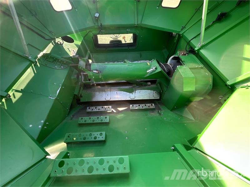 John Deere S680 حصادات