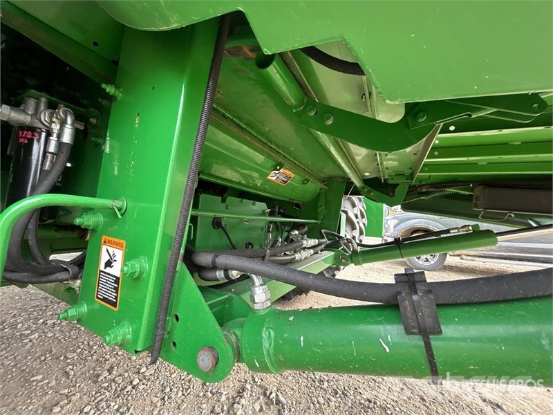 John Deere S680 حصادات