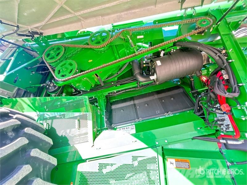 John Deere S680 حصادات