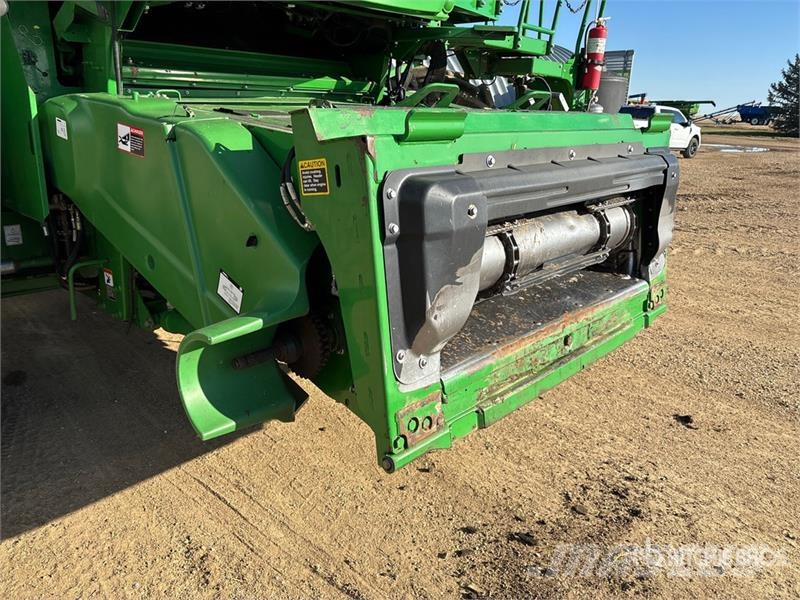 John Deere S680 Skurtreskere