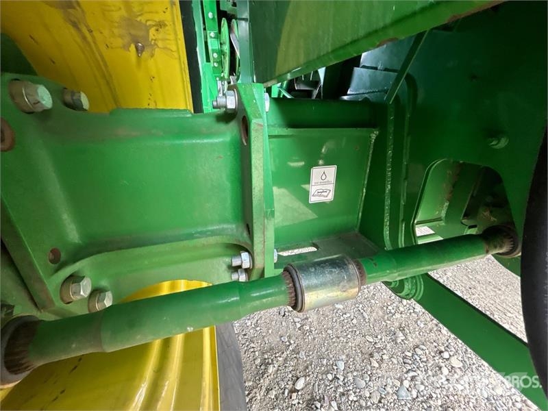 John Deere S680 حصادات