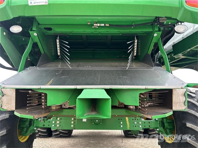John Deere S680 Kombájnok