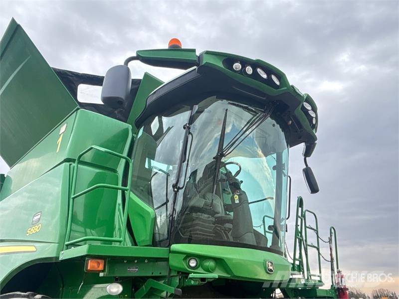 John Deere S680 Kombajni