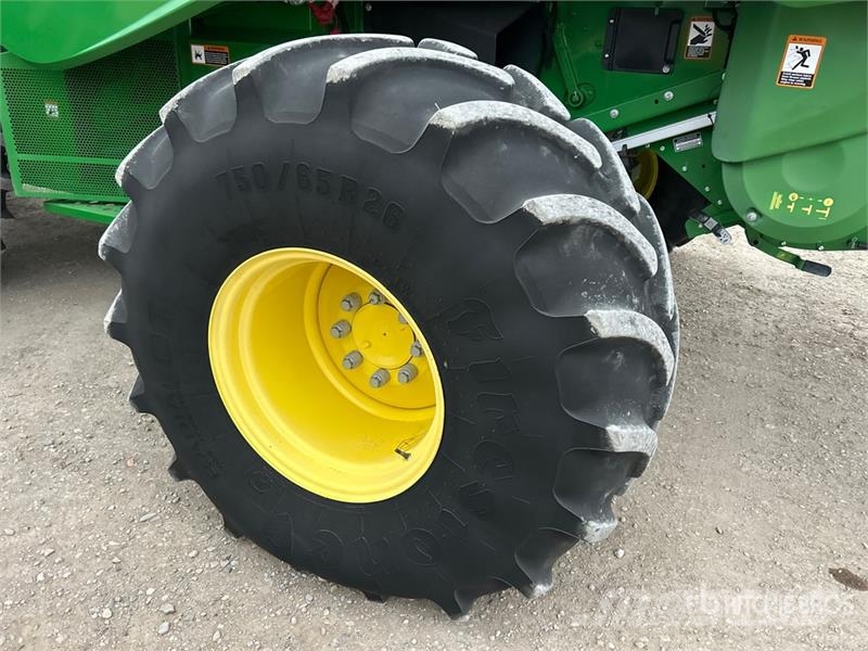 John Deere S680 Kombájnok