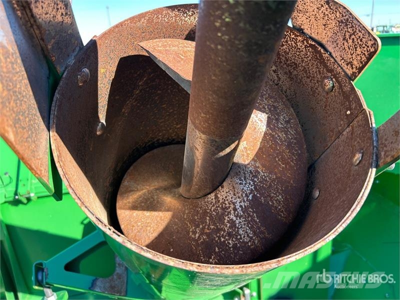 John Deere S680 حصادات