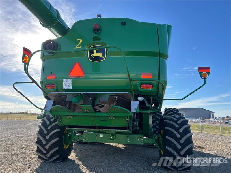 John Deere S680 حصادات