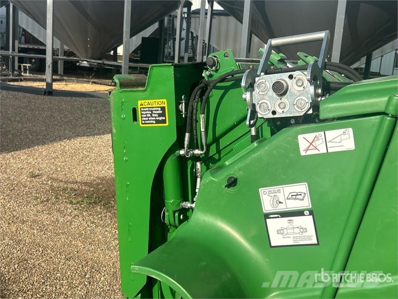 John Deere S680 Mähdrescher
