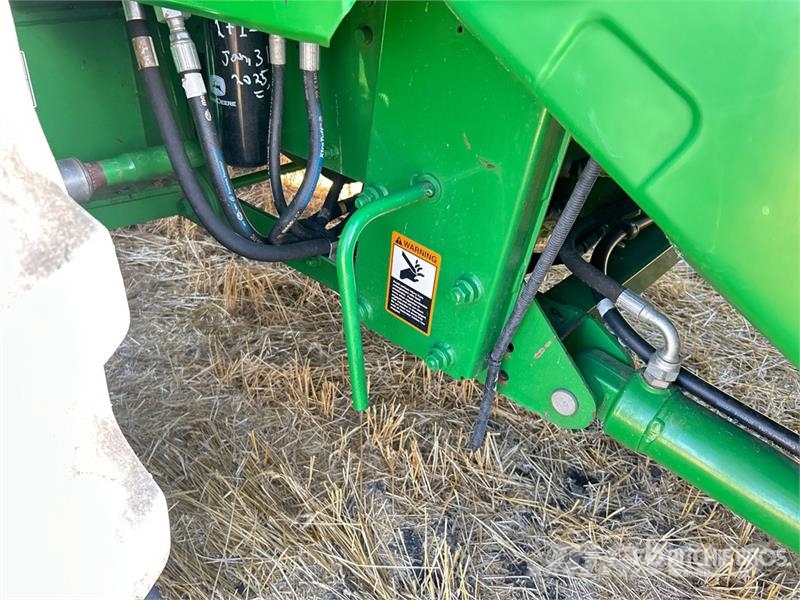 John Deere S680 حصادات