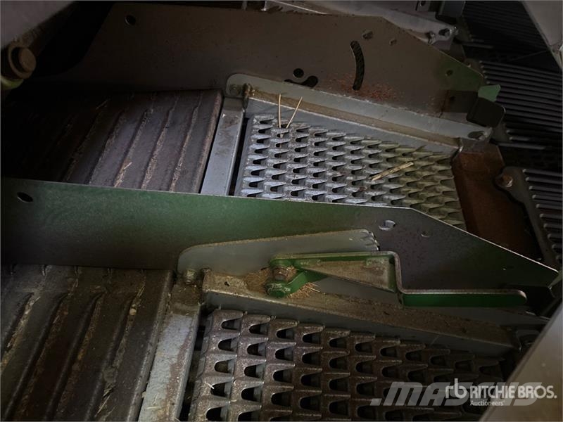 John Deere S680 Mietitrebbiatrici