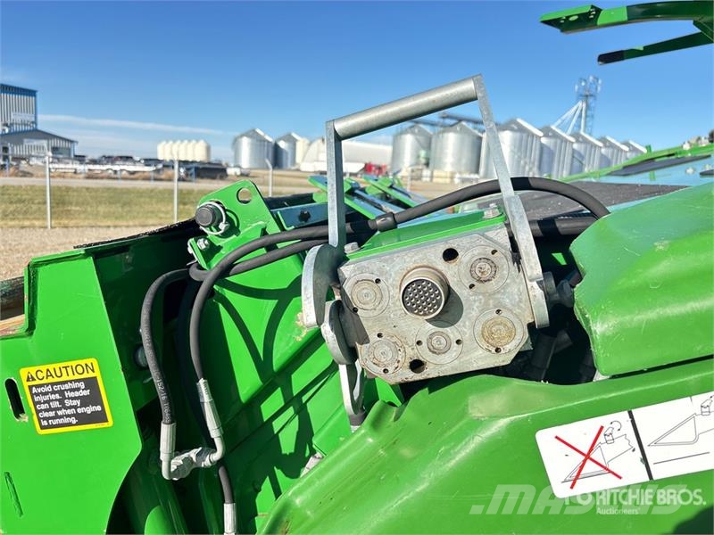 John Deere S680 حصادات