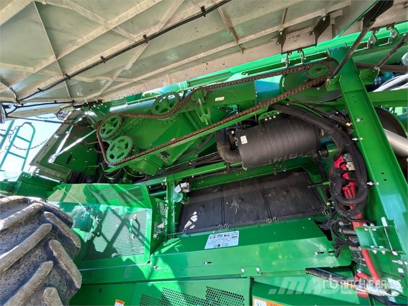 John Deere S680 Skurtreskere