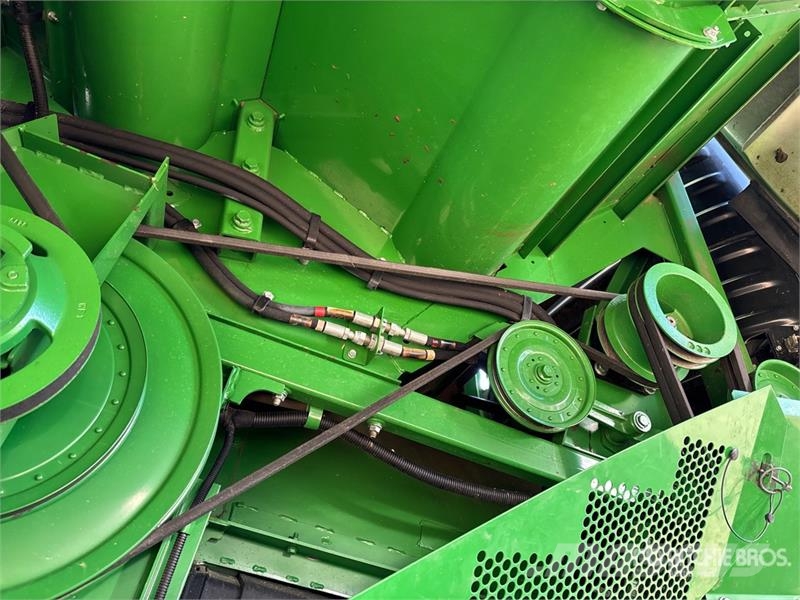 John Deere S680 Skurtreskere