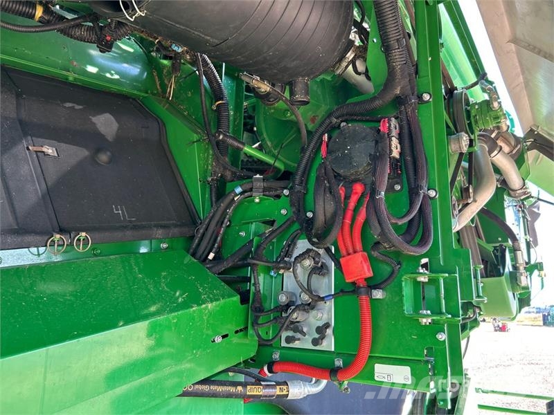 John Deere S680 حصادات