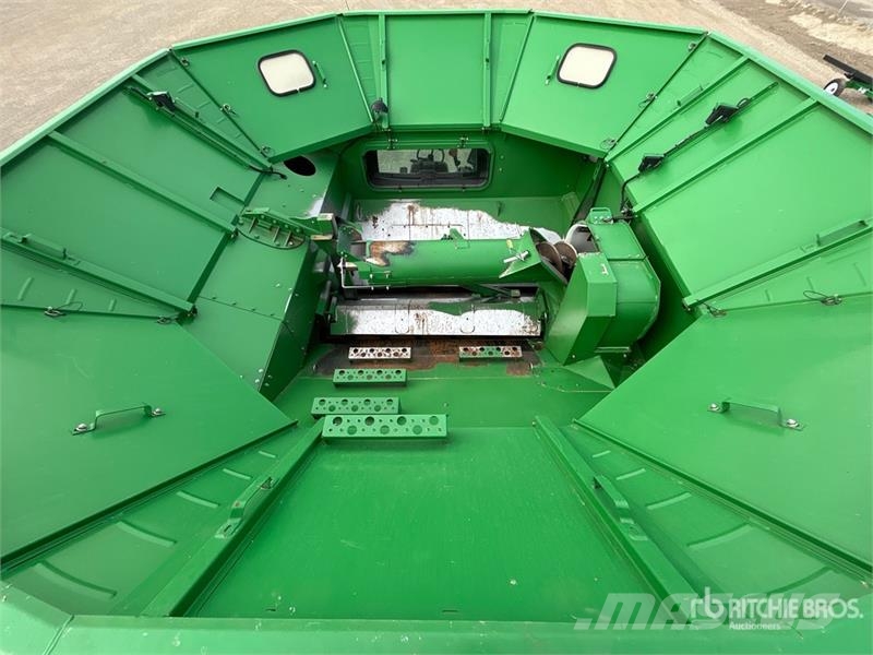 John Deere S680 حصادات