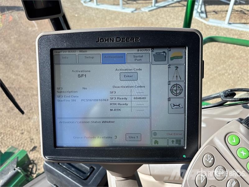 John Deere S680 Skurtreskere