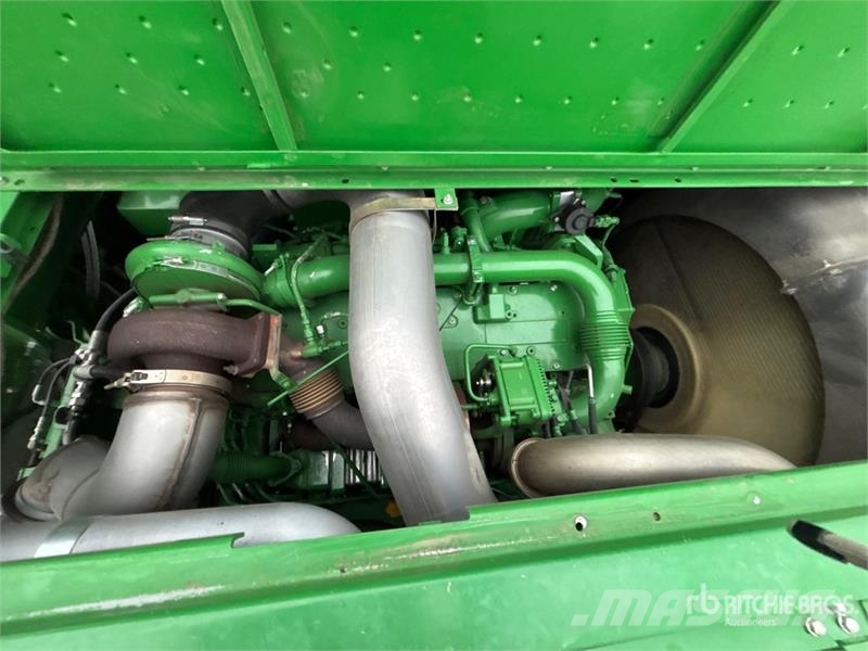 John Deere S680 Kombájnok