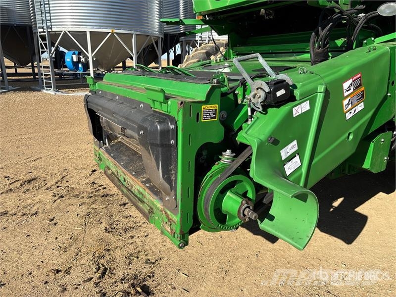 John Deere S680 Kombájnok