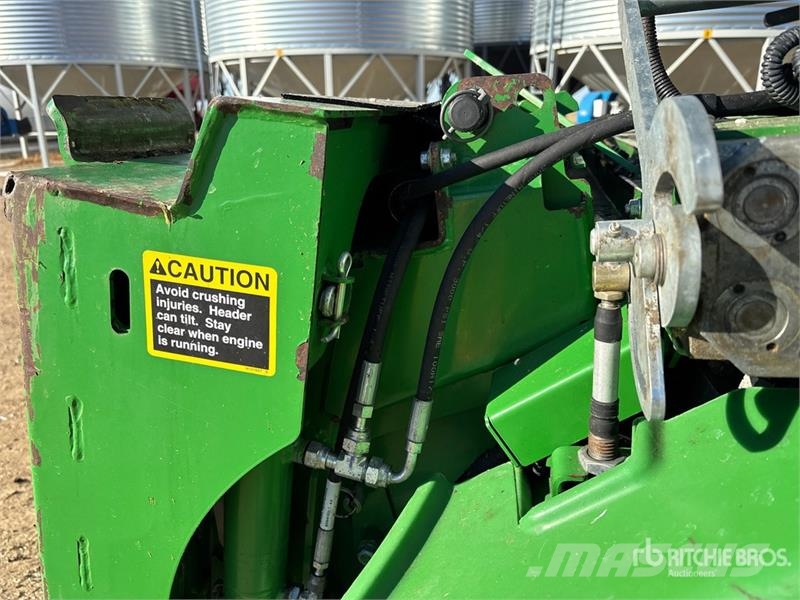 John Deere S680 Skurtreskere