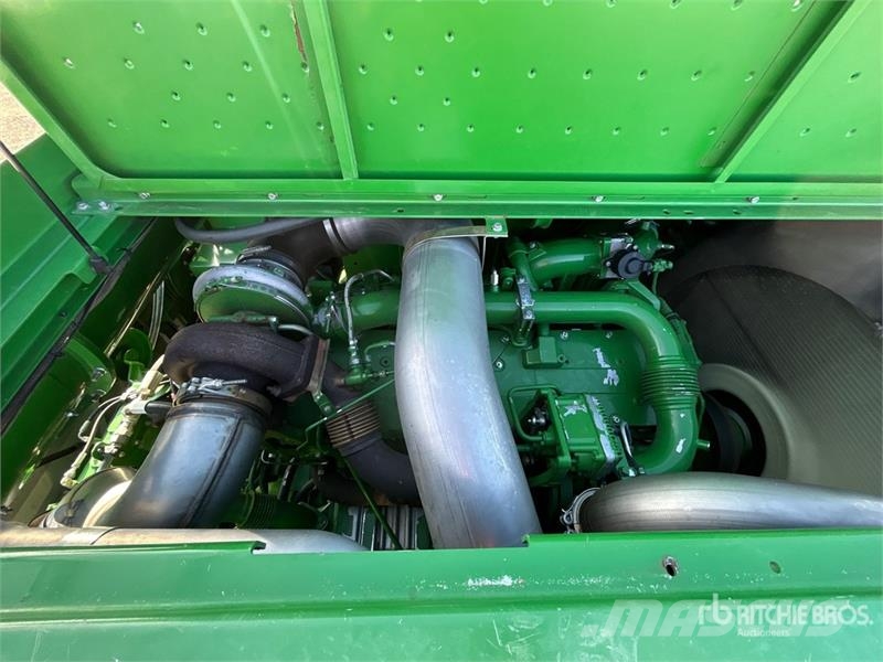 John Deere S680 حصادات