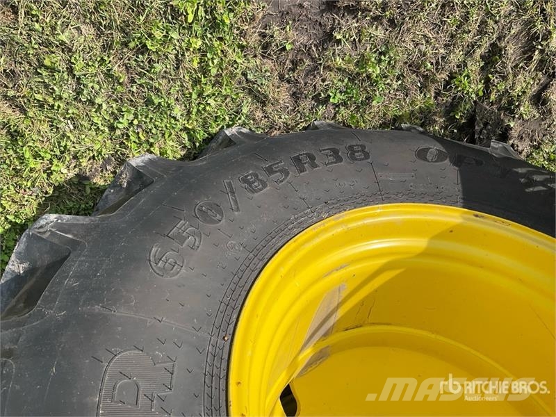 John Deere S680 Mietitrebbiatrici