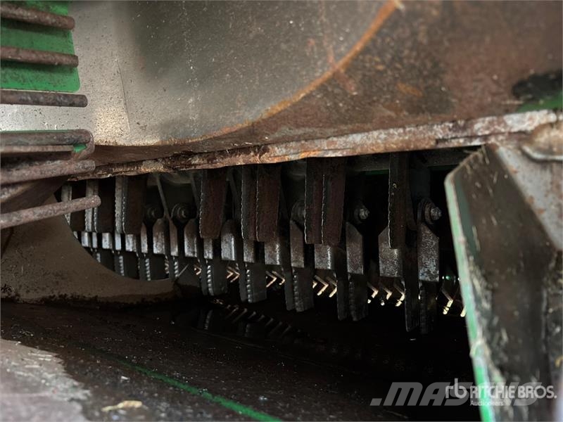 John Deere S690 Leikkuupuimurit
