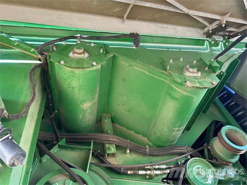 John Deere S690 Maaidorsmachines
