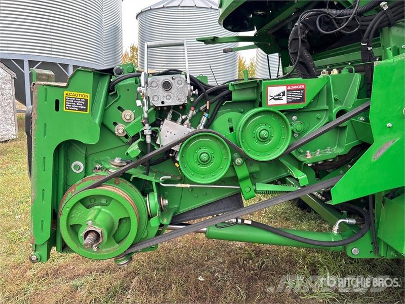 John Deere S690 Biçerdöverler
