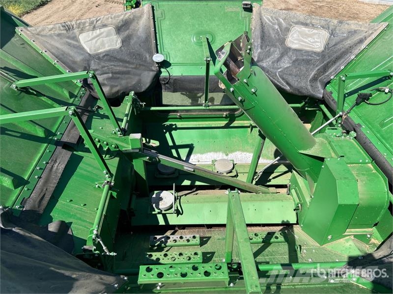 John Deere S690 Leikkuupuimurit