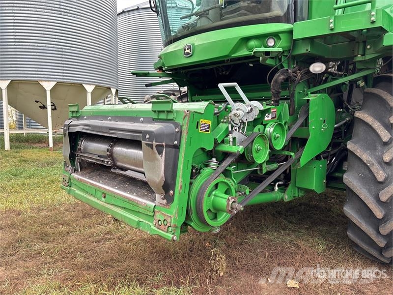 John Deere S690 Biçerdöverler