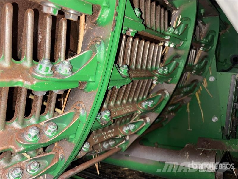 John Deere S690 Leikkuupuimurit