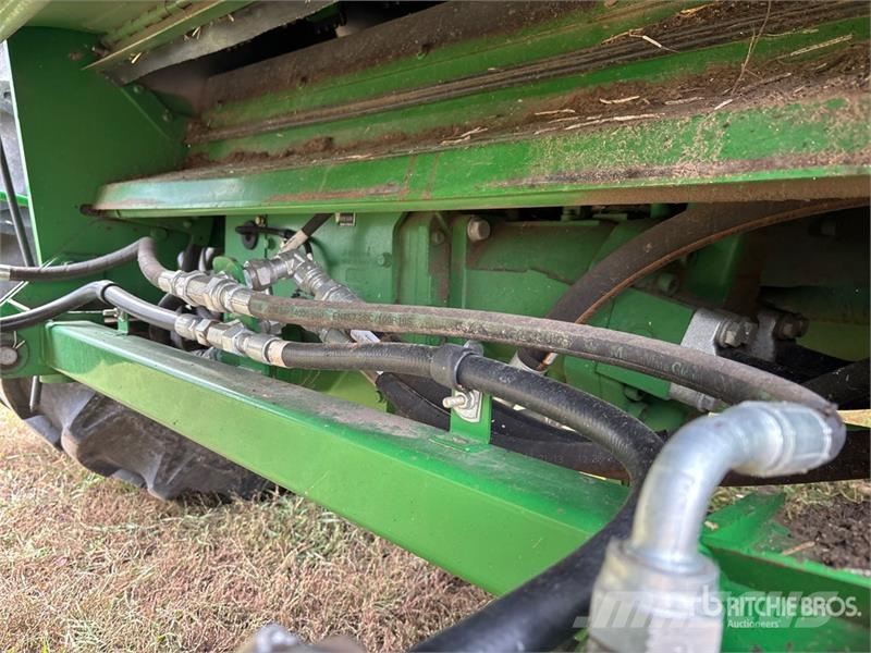 John Deere S690 Biçerdöverler